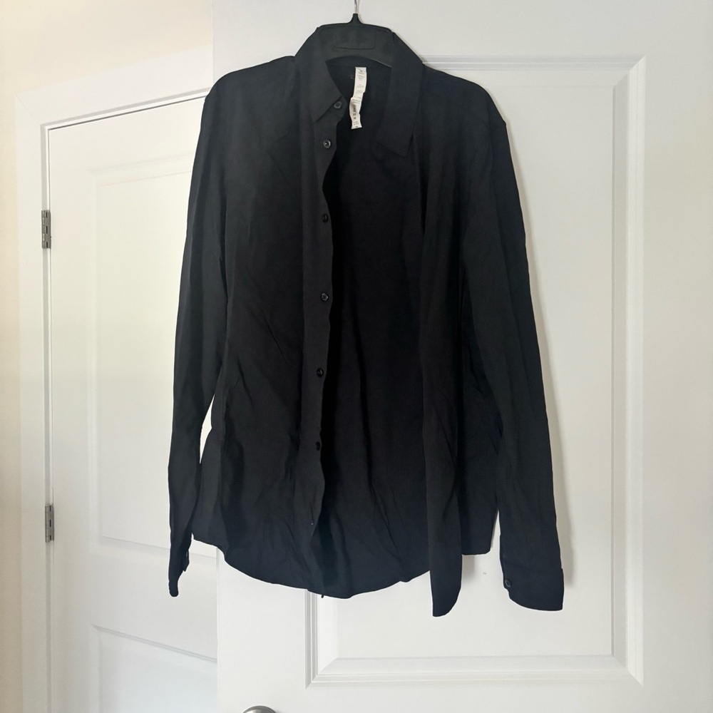 Men’s Lululemon Button Down